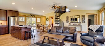 Finger Lakes Getaway w/ Deck: On-site ATV Trails!