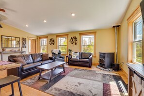 House (1 Bedroom) | Interior