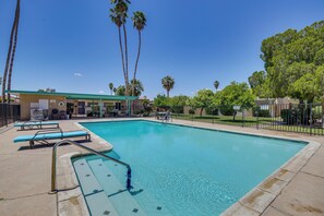 Apartment (2 Bedrooms) | Interior - Centrally Located Yuma Retreat w/ Fenced Patio (Yuma)