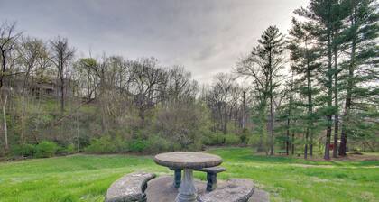 Charming Jefferson City Home: 2 Mi to Downtown!