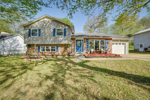 House (4 Bedrooms) | Front of property