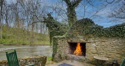 Historic Waterfront Retreat w/ Grill in Hagerstown