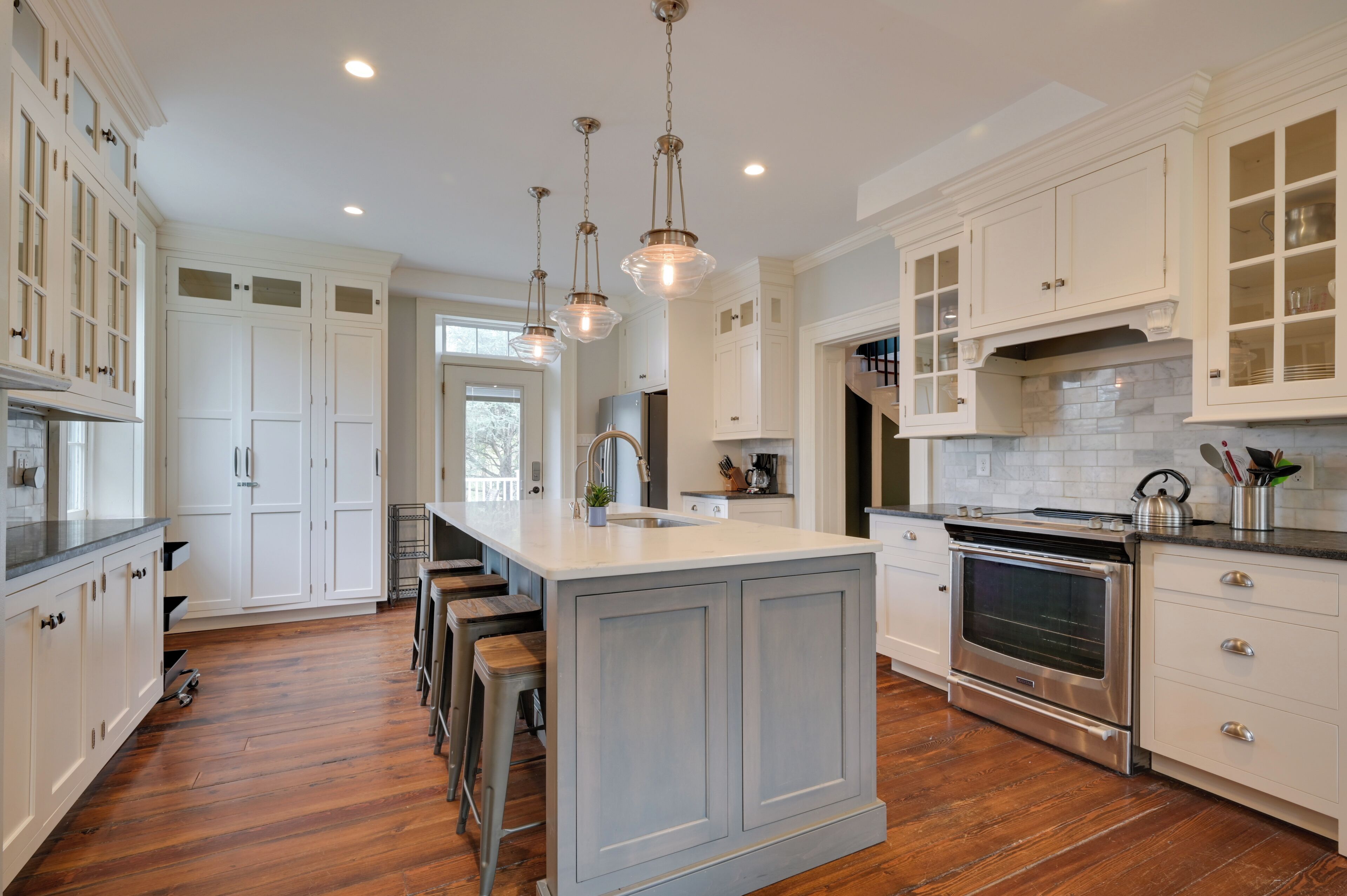 House (4 Bedrooms) | Interior