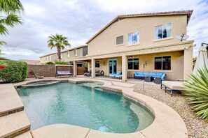 單棟房屋 (4 Bedrooms) | 內部