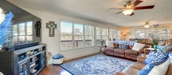 Spacious Vacation Rental Home on Eufaula Lake!
