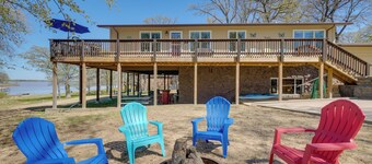 Spacious Vacation Rental Home on Eufaula Lake!