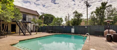 Apartment (1 Bedroom) | Interior