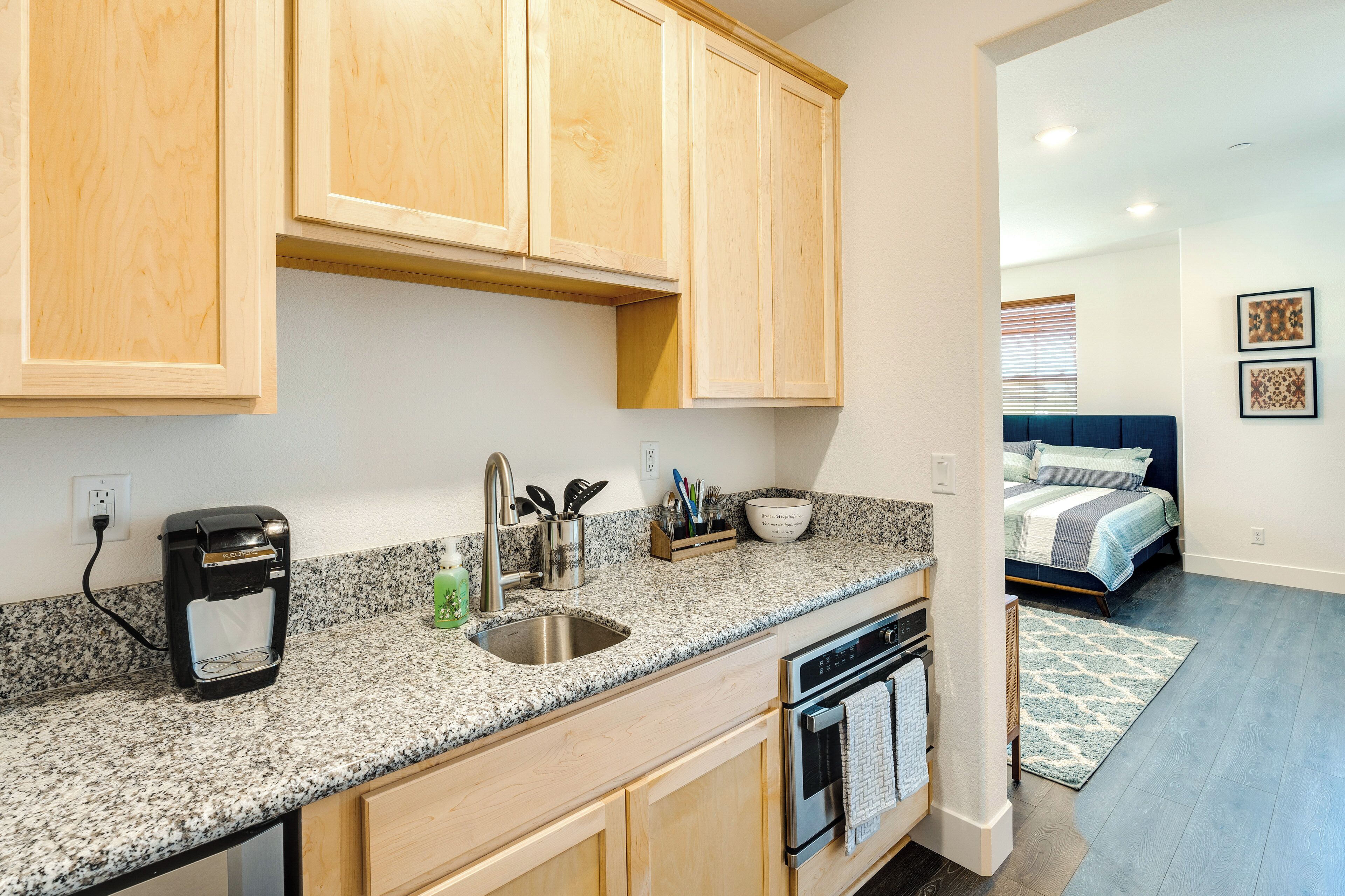 Apartment (0 Bedroom) | Interior