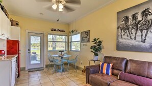 Cottage (0 Bedroom) | Interior