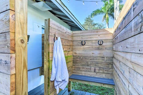 Rustic Palm City Vacation Rental on Horse Farm