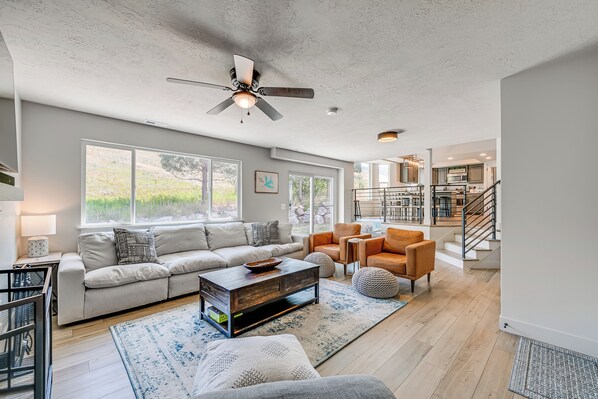 House (5 Bedrooms) | Interior - Huntsville Retreat ~ 4 Mi to Reservoir! (Huntsville)