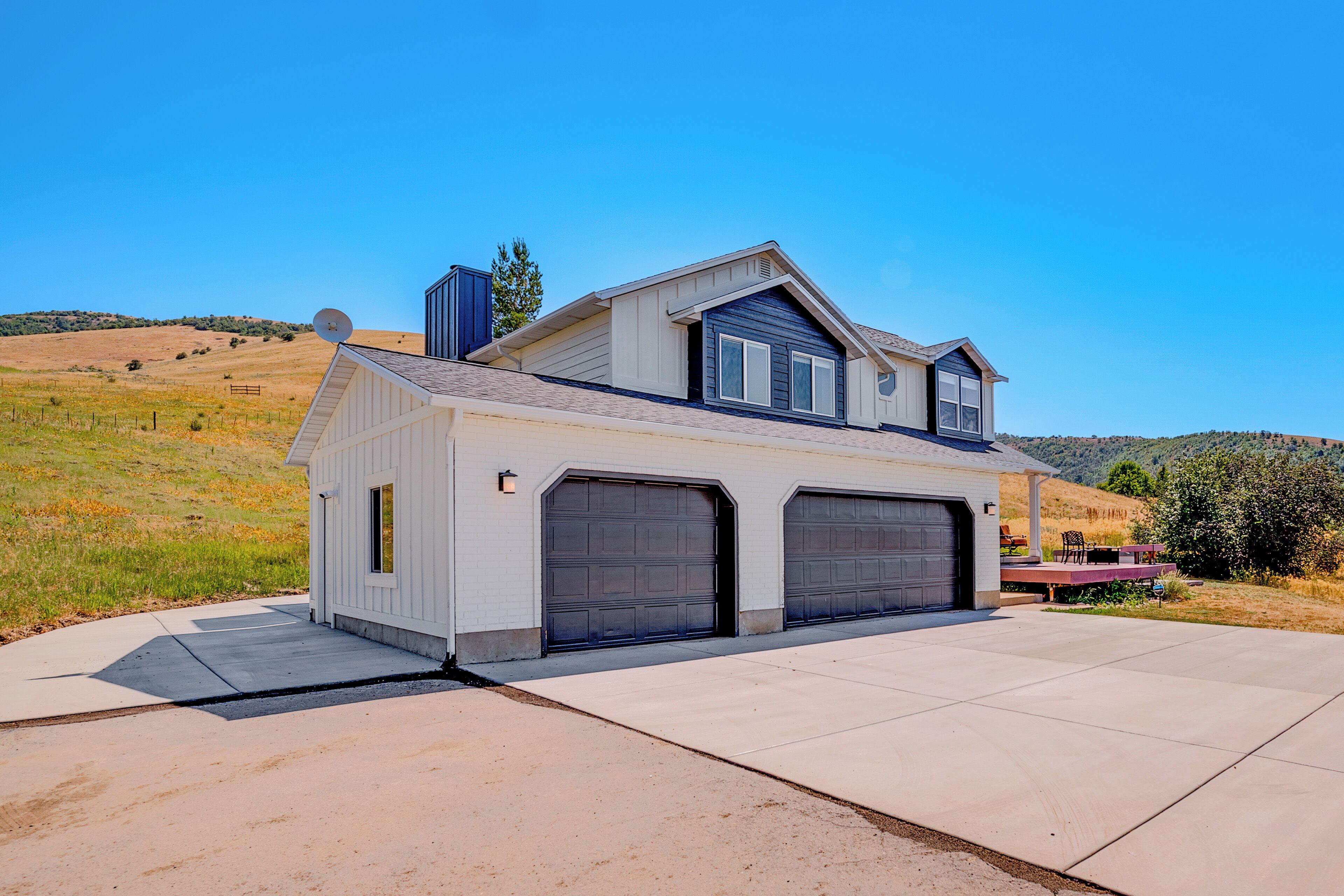 House (5 Bedrooms) | Interior