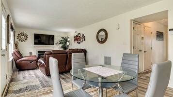 House (4 Bedrooms) | Bahagian dalam