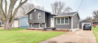 Clear Lake Vacation Home Rental - Pet Friendly!