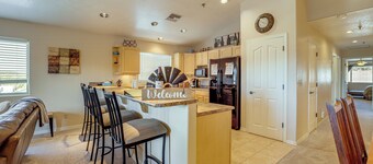 2 Mi to Lake: Apt w/ Balcony in Payson!