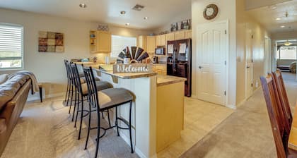 2 Mi to Lake: Apt w/ Balcony in Payson!