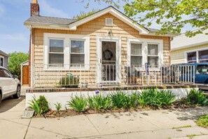 Cottage (2 Bedrooms) | Interior