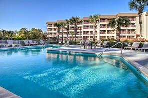 Interior - On-site Beach Access: Hilton Head Island Condo (Hilton Head Island)