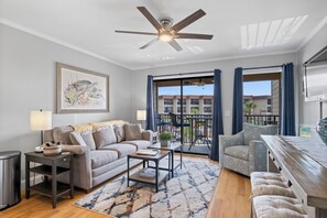 Interior - On-site Beach Access: Hilton Head Island Condo (Hilton Head Island)