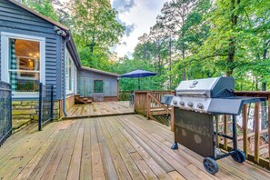 House (2 Bedrooms) | Interior - Lakefront Arkansas Abode - Deck, Grill & Fire Pit (Scranton)