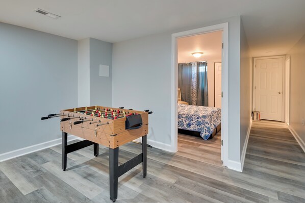 House (5 Bedrooms) | Interior