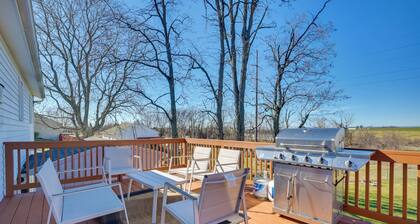 Deck & Grill: Convenient Home in Hummelstown