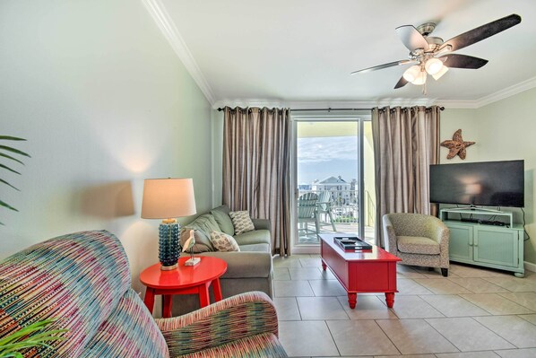 Apartment (1 Bedroom) | Interior - Gulf Shores Condo w/ Pool View: Walk to Beach! (Gulf Shores)