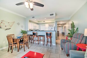 Apartment (1 Bedroom) | Interior - Gulf Shores Condo w/ Pool View: Walk to Beach! (Gulf Shores)
