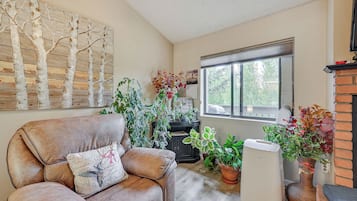 Apartment (1 Bedroom) | Interior