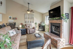 Apartment (2 Bedrooms) | Interior - Walk to Golf & Trails! 'aspen House' in Flagstaff (Flagstaff)