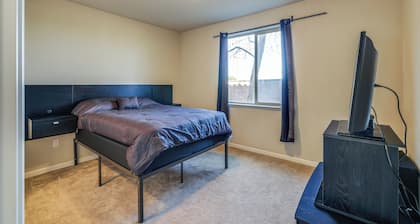 Charming Patterson Condo w/ Grilling Stations