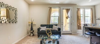 Charming Patterson Condo w/ Grilling Stations