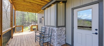 Smoky Mountain Cabin Rental: Game Room, Fire Pit!