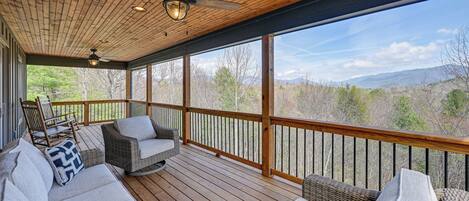 House (2 Bedrooms) | Front of property