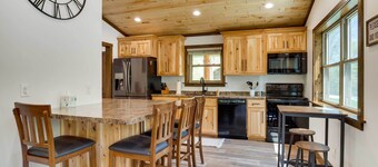 1/2 Mi to Lake Arbutus: Cabin w/ ATV Trail Access