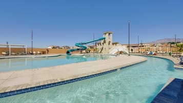 Apartment (5 Bedrooms) | Front of property