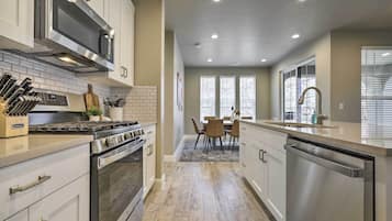 Apartemen (5 Bedrooms) | Interior