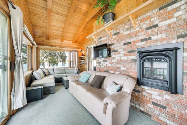 Casa (2 Bedrooms) | Interior
