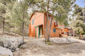 Exterior - Frazier Park Vacation Rental w/ Game Room & Views! (Frazier Park)