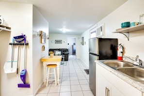 Apartment (1 Bedroom) | Interior