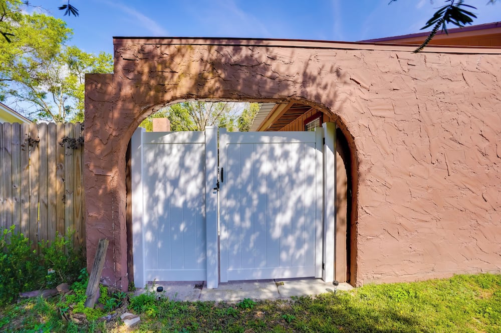 Lakeland Vacation Rental: 38 Mi to Disney! - Crystal Springs, FL
