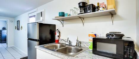 Apartment (1 Bedroom) | Interior