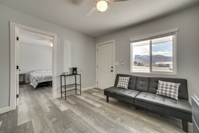 Updated Hawthorne Apartment, 12 Mi to Walker Lake!