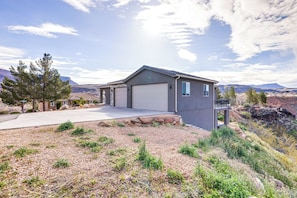 Apartment (2 Bedrooms) | Interior - Toquerville Vacation Rental, Near State Parks! (Toquerville)