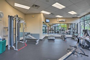 Interior - Family-friendly Branson Condo w/ Golf Course Views (Branson West)