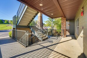 Interior - Family-friendly Branson Condo w/ Golf Course Views (Branson West)