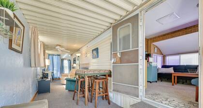 Cozy Yuma Vacation Rental w/ Resort Amenities!