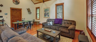 Downtown Bonners Ferry Home w/ Covered Porch!