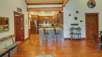 Cottage (4 Bedrooms) | Interior