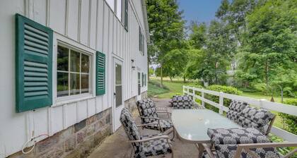 Cozy Hillsdale Home ~ 1 Mi to Baw Beese Lake!